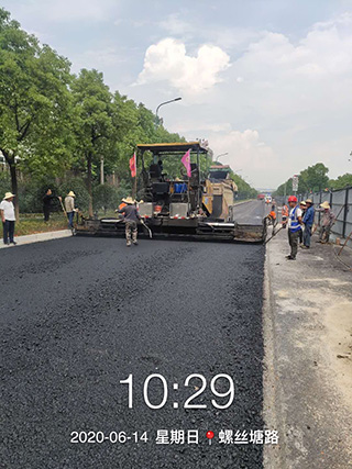 长沙太空金路桥材料有限公司,双钢轮压路机,福格勒沥青摊铺机,AC系列,AF系列,SBS系列