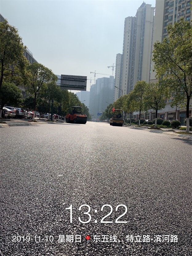 长沙太空金路桥材料有限公司,双钢轮压路机,福格勒沥青摊铺机,AC系列,AF系列,SBS系列