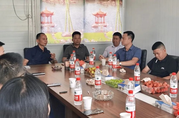 长沙太空金路桥材料有限公司,双钢轮压路机,福格勒沥青摊铺机,AC系列,AF系列,SBS系列 长沙太空金路桥材料有限公司,双钢轮压路机,福格勒沥青摊铺机,AC系列,AF系列,SBS系列