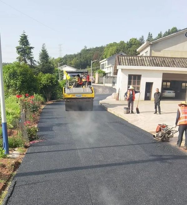 长沙太空金路桥材料有限公司,双钢轮压路机,福格勒沥青摊铺机,AC系列,AF系列,SBS系列
