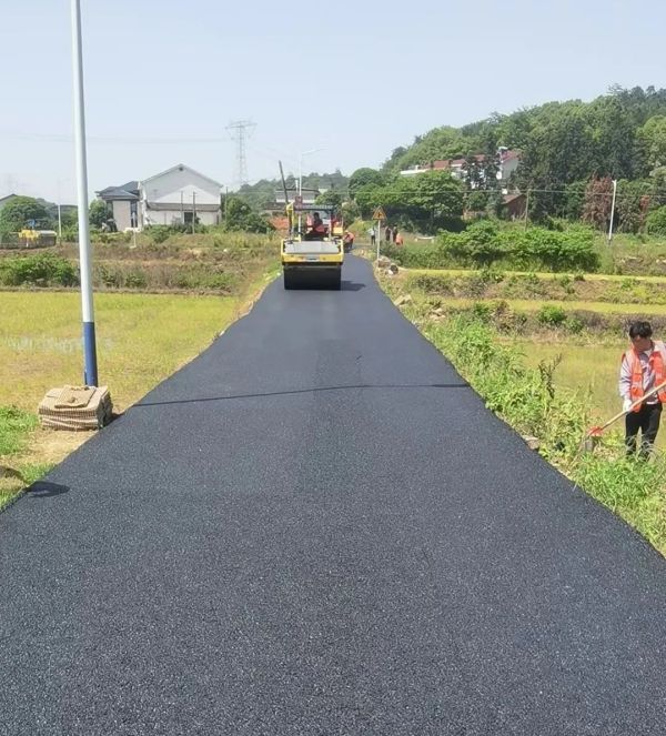长沙太空金路桥材料有限公司,双钢轮压路机,福格勒沥青摊铺机,AC系列,AF系列,SBS系列