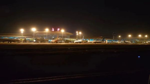 长沙太空金路桥材料有限公司,双钢轮压路机,福格勒沥青摊铺机,AC系列,AF系列,SBS系列