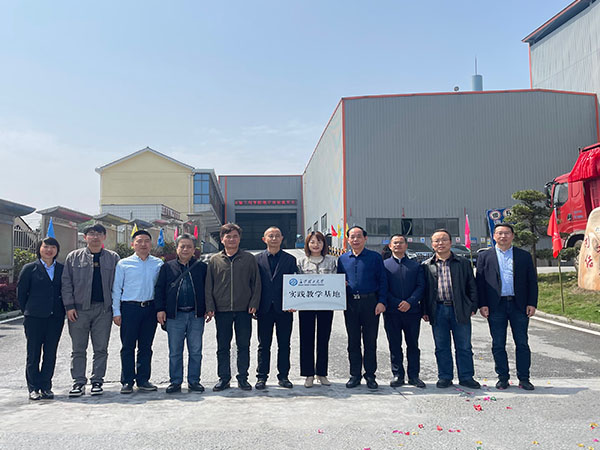 长沙太空金路桥材料有限公司,双钢轮压路机,福格勒沥青摊铺机,AC系列,AF系列,SBS系列